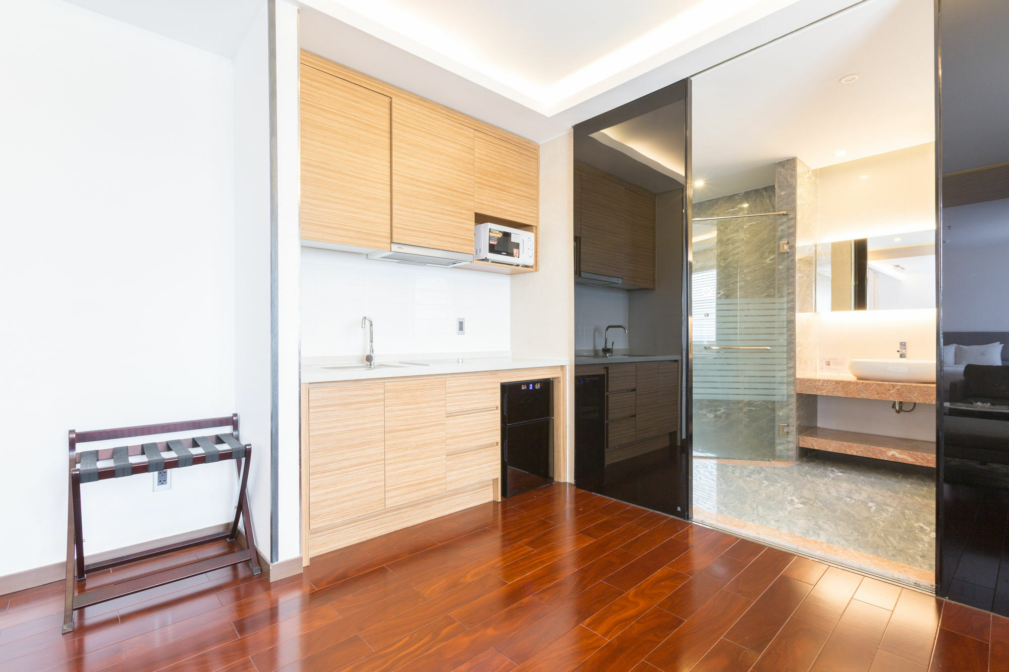 Charm Suite Residence Saigon Ho Chi Minh City Bagian luar foto