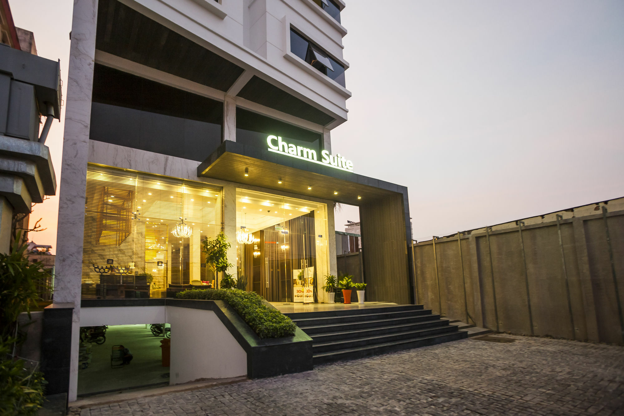 Charm Suite Residence Saigon Ho Chi Minh City Bagian luar foto
